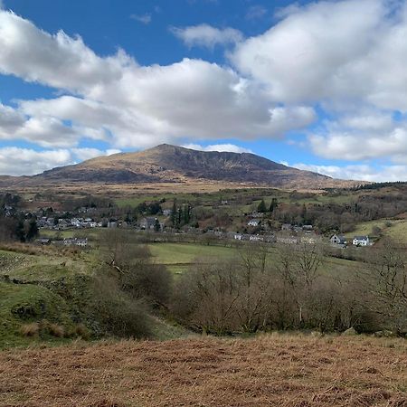 Elen'S Castle Hotel Dolwyddelan Esterno foto