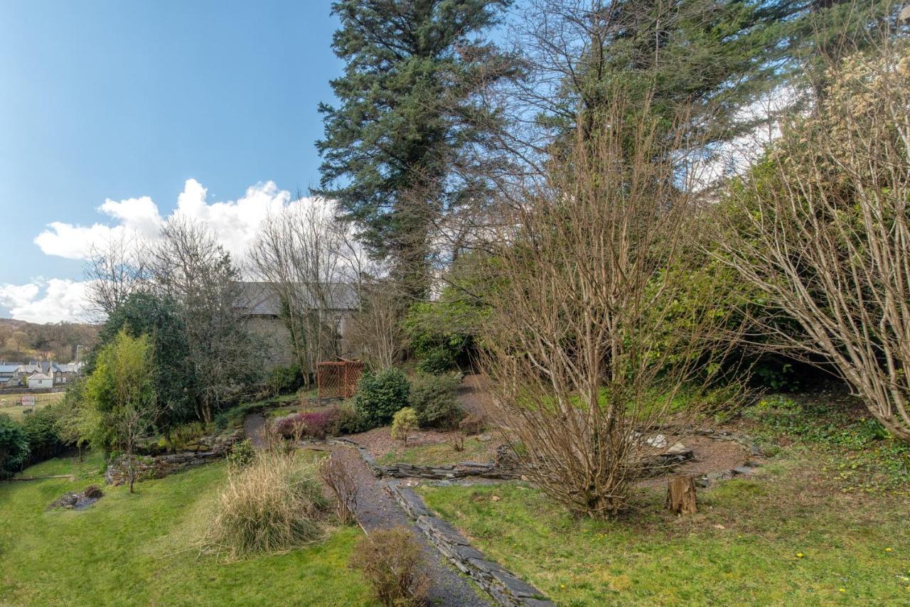 Elen'S Castle Hotel Dolwyddelan Esterno foto