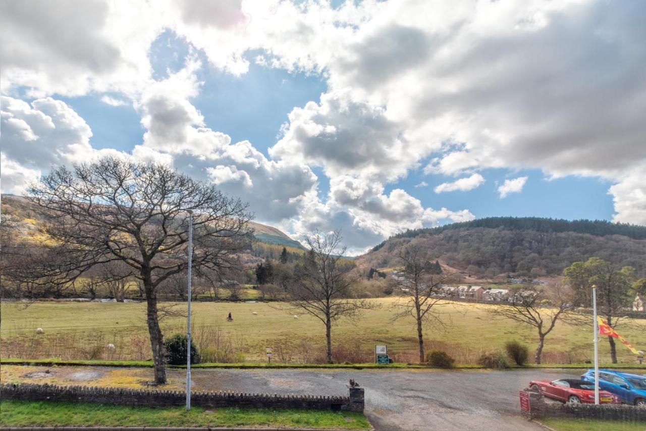 Elen'S Castle Hotel Dolwyddelan Esterno foto