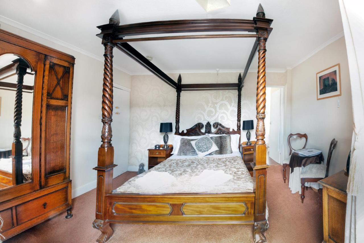 Elen'S Castle Hotel Dolwyddelan Esterno foto