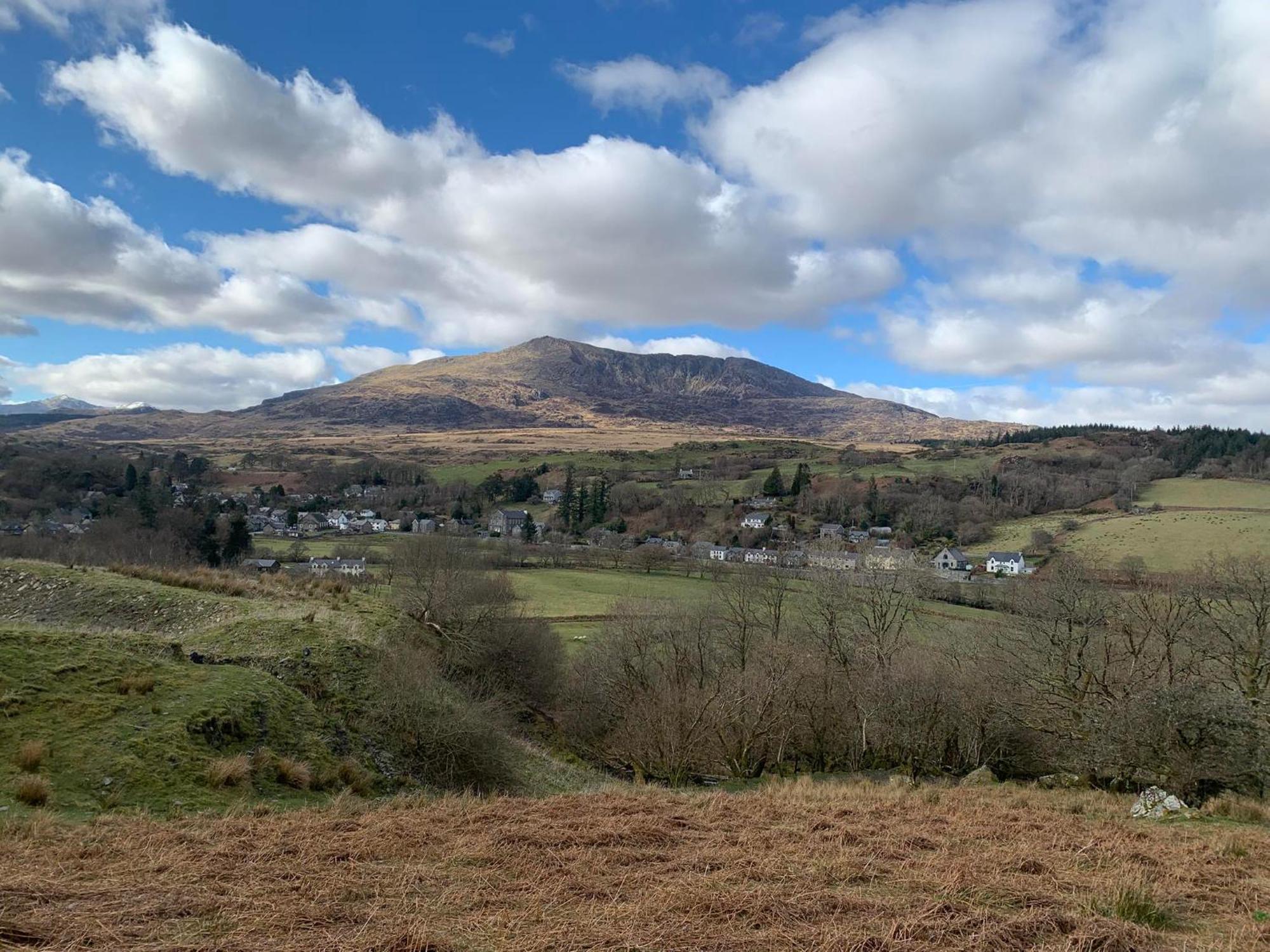 Elen'S Castle Hotel Dolwyddelan Esterno foto